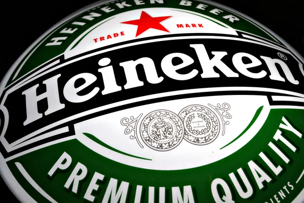 Anúncio de cerveja Heineken — Fotografia de Stock