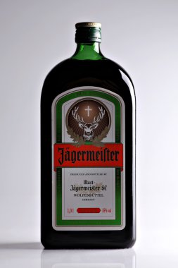 Jagermeister şişe