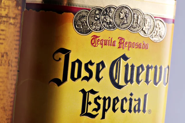 Бутылка текилы Хосе Куэрво — стоковое фото
