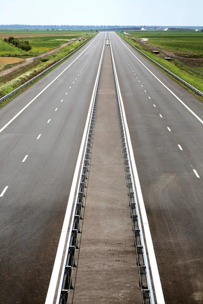 Auto-estrada recém-construída — Fotografia de Stock