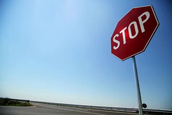 Stoppschild lizenzfreie Stockfotos