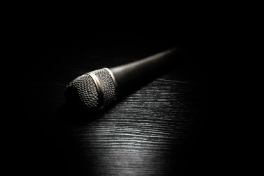 karanlık mikrofon