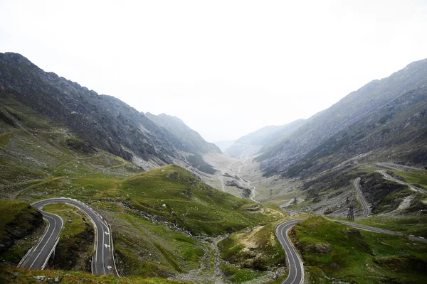 Dağ yolu — Stok fotoğraf