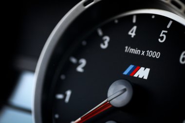 BMW m3 takometre