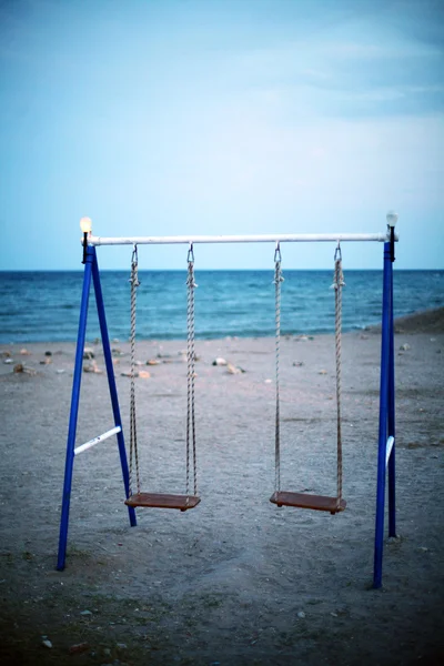 Two swings — Stock Photo, Image