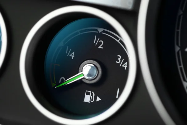 Fuel gauge — Stock Photo, Image