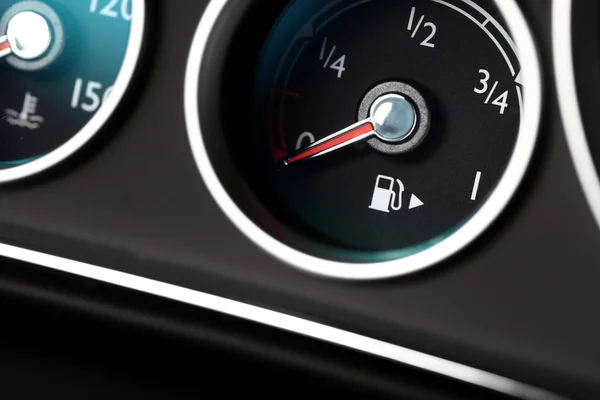 Fuel gauge — Stock Photo, Image