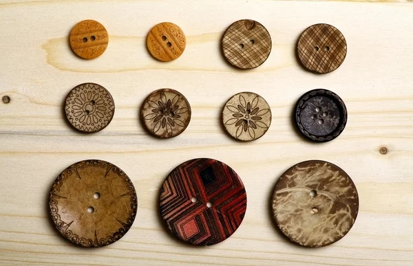 Botões de madeira — Fotografia de Stock