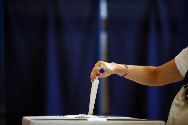 Voting hand — Stock Photo, Image