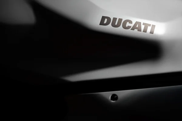 Zbiornik motocykl Ducati — Zdjęcie stockowe