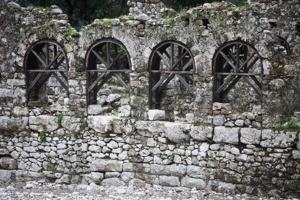 Türkiye Nin Antalya Ilinin Cirali Köyü Yakınlarındaki Olimpos Kentinin Kalıntıları — Stok fotoğraf