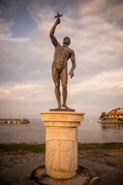 Охрид Македония Августа 2021 Года Памятник Богоявлению Бронзовая Статуя Человека — стоковое фото