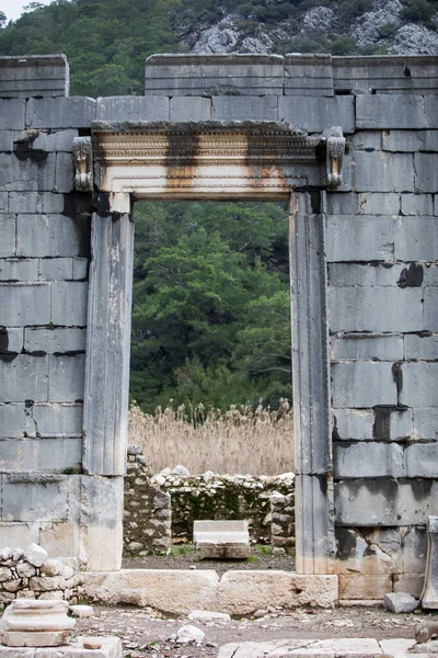 土耳其安塔利亚省Cirali土耳其村附近Olympos市的废墟 — 图库照片