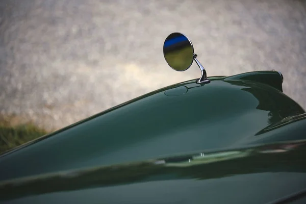 Close Shot Rear View Mirror Vintage Car — Fotografia de Stock