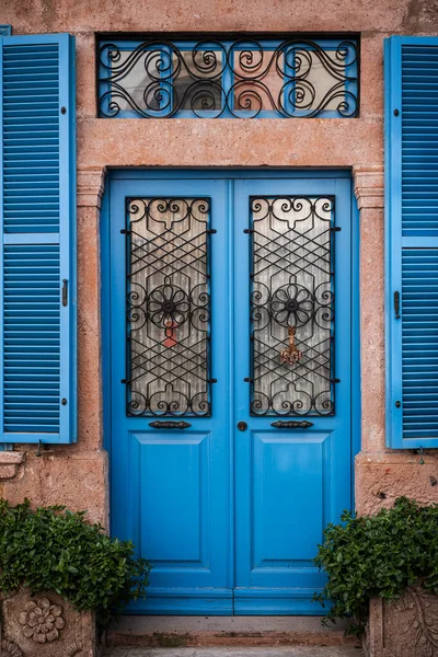 Fachada Clássica Com Porta Madeira Vintage Azul Estilo Clássico Decorações — Fotografia de Stock