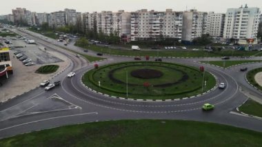 Yazın ringde trafik vardı. hava atışı