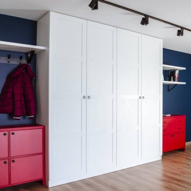 İskandinav tarzında iç tasarım. Tamir et. Mobilya