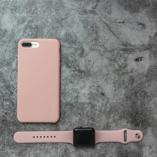 Kropivnicky Ukraine May 2019 Black Apple Watch Pink Bracelet Next — Stock Photo, Image