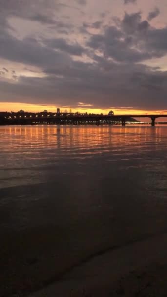 Sunset City River Summer Kyiv Dnipro River — Vídeo de stock