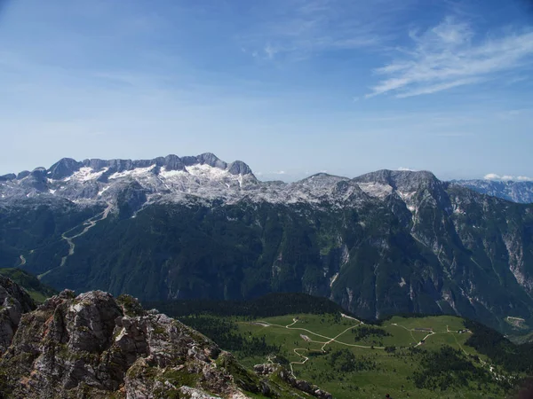 Hiking Top Terrarossa Mountain Montasio — Stockfoto