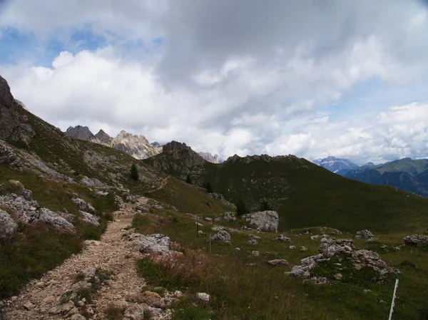 Walking Val Fassa Trentino Alto Adige Italy — ストック写真