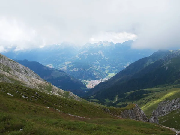 Walking Fiemme Valley Trentino Alto Adige Italy — Foto Stock