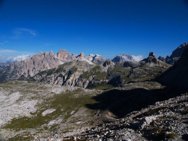 Walking around Tre Cime di Lavaredo