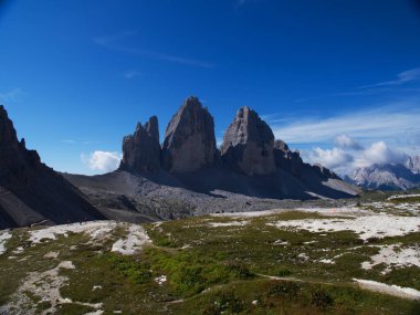 Walking around Tre Cime di Lavaredo