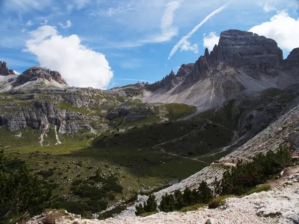 Walking around Tre Cime di Lavaredo