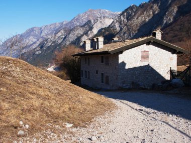 Mount Cumieli path and fort of Mount Ercole