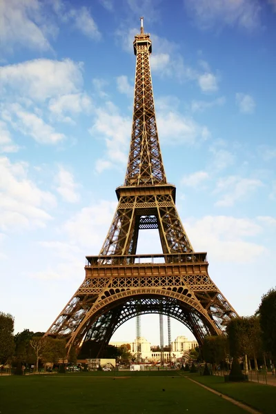 Eifel Kulesi