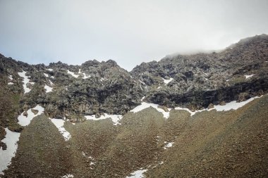 Sibirya Sayan Dağları 'nın olağanüstü doğası