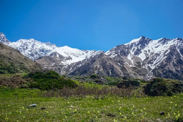 Beautiful Snow Capped Mountains Caucasus — Stock Photo, Image