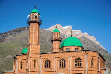 Kafkas Dağları 'ndaki Tuğla Cami