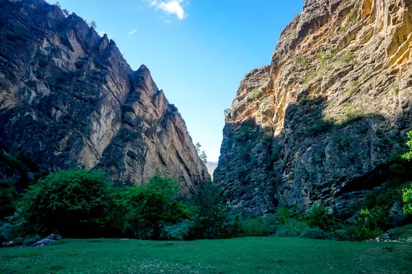 Karadakh vadisi, Dağıstan 'da doğanın eşsiz bir eseridir.