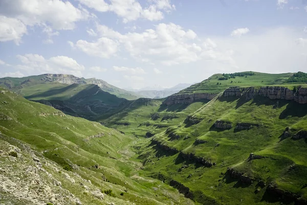 Picturesque Green Valley Dan Pegunungan Dagestan Republik Rusia — Stok Foto