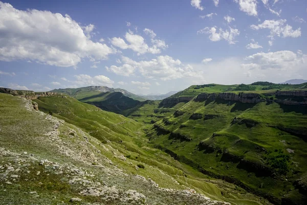 Picturesque Green Valley Dan Pegunungan Dagestan Republik Rusia — Stok Foto