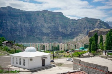 Dağıstan Cumhuriyeti 'ndeki Shamilkala köyünün mimarisi ve manzarası