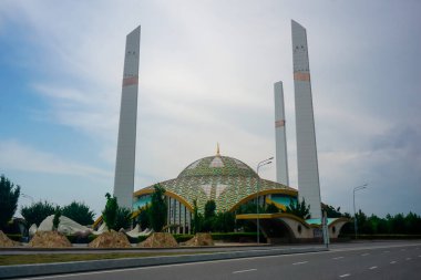 Çeçenistan 'daki Ana Yürek Camii.