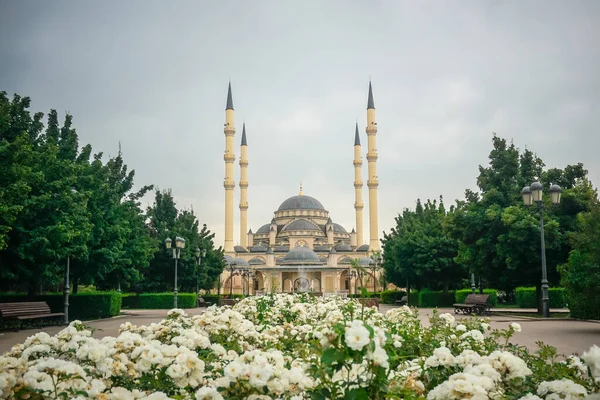 Central Mosque Heart Chechnya Named Akhmat Kadyrov Grozny — Stock Photo, Image