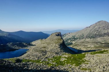 Ergaki doğa koruma alanındaki güzel dağlar ve kayalar, Rusya