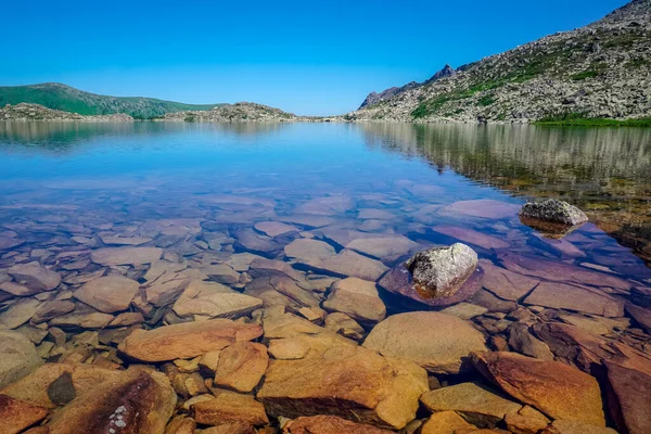Beau Lac Montagne Dans Réserve Naturelle Ergaki Sibérie Russie — Photo