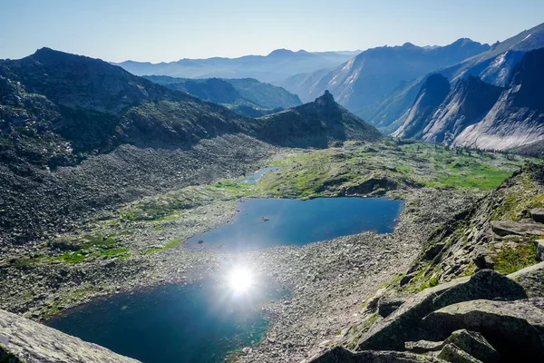 Ergaki Doğal Parkı, Sibirya 'da iki güzel dağ gölü.