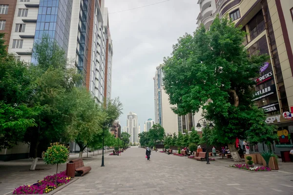 Grozny Tsjetsjenië Rusland Juni 2020 Stadswandelstraat — Stockfoto