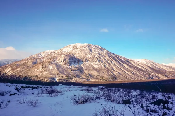 Zimą Pokryty Śniegiem Pasmo Górskie Półwyspie Kamczatka Rosji — Zdjęcie stockowe
