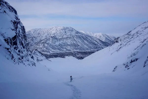 Menina Vulcão Vilyuchinsky Península Kamchatka Rússia — Fotografia de Stock