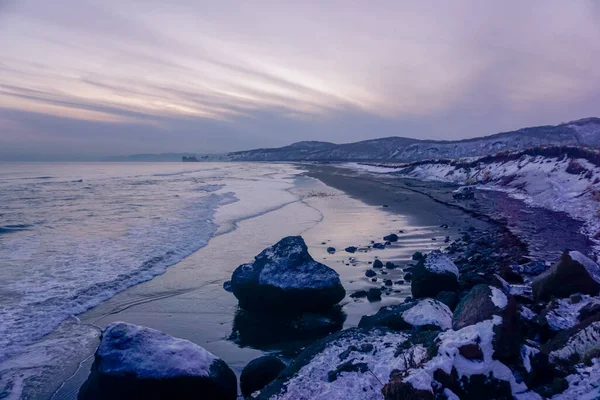 Hermosa Playa Khalaktyrsky Invierno Península Kamchatka Rusia —  Fotos de Stock