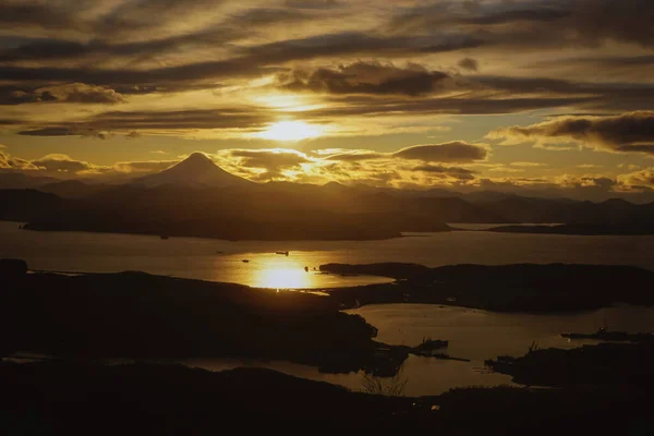 Άποψη Του Κόλπου Avacha Στο Ηλιοβασίλεμα Στη Χερσόνησο Kamchatka Στη — Φωτογραφία Αρχείου
