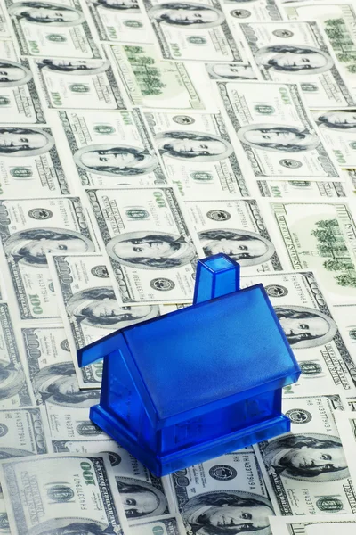 Blauwe geld huis — Stockfoto