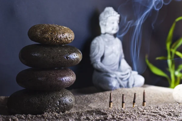 Sittande buddha — Stockfoto
